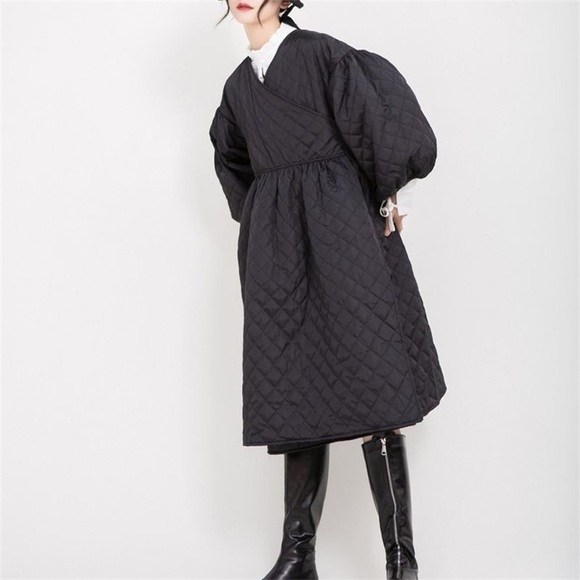 Trendy Boutique Black Quilted Coat - Picture 3 of 8